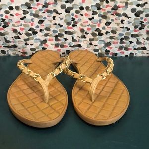 Tan Quilted Leather Sandal With Gold Chain