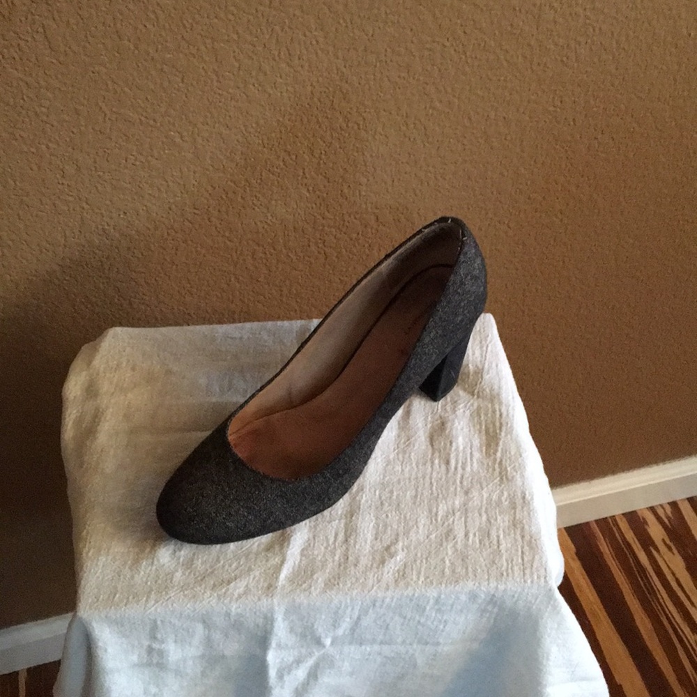 Grey flannel block heel pumps