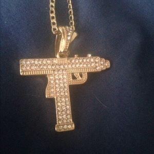 14k gold uzi medallion w/ chain