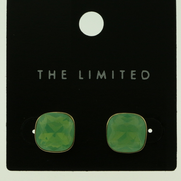 NWT small gold with green crystal earring LTDE24 - Picture 3 of 8