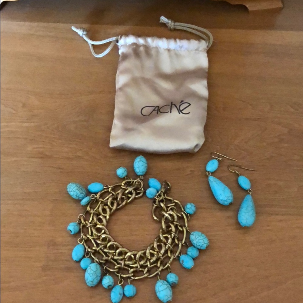 Aqua blue necklace and earrings set.