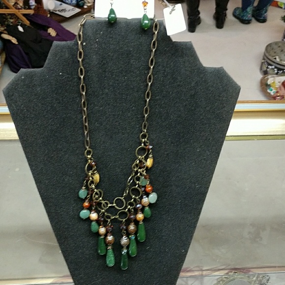 Genuine Semi Precious Stone Necklace and earrings - Picture 1 of 5