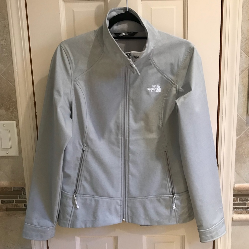Woman’s North Face Jacket
