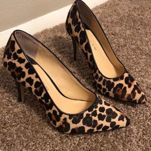 Gianni Bini Calf Skin Leopard Print Pumps