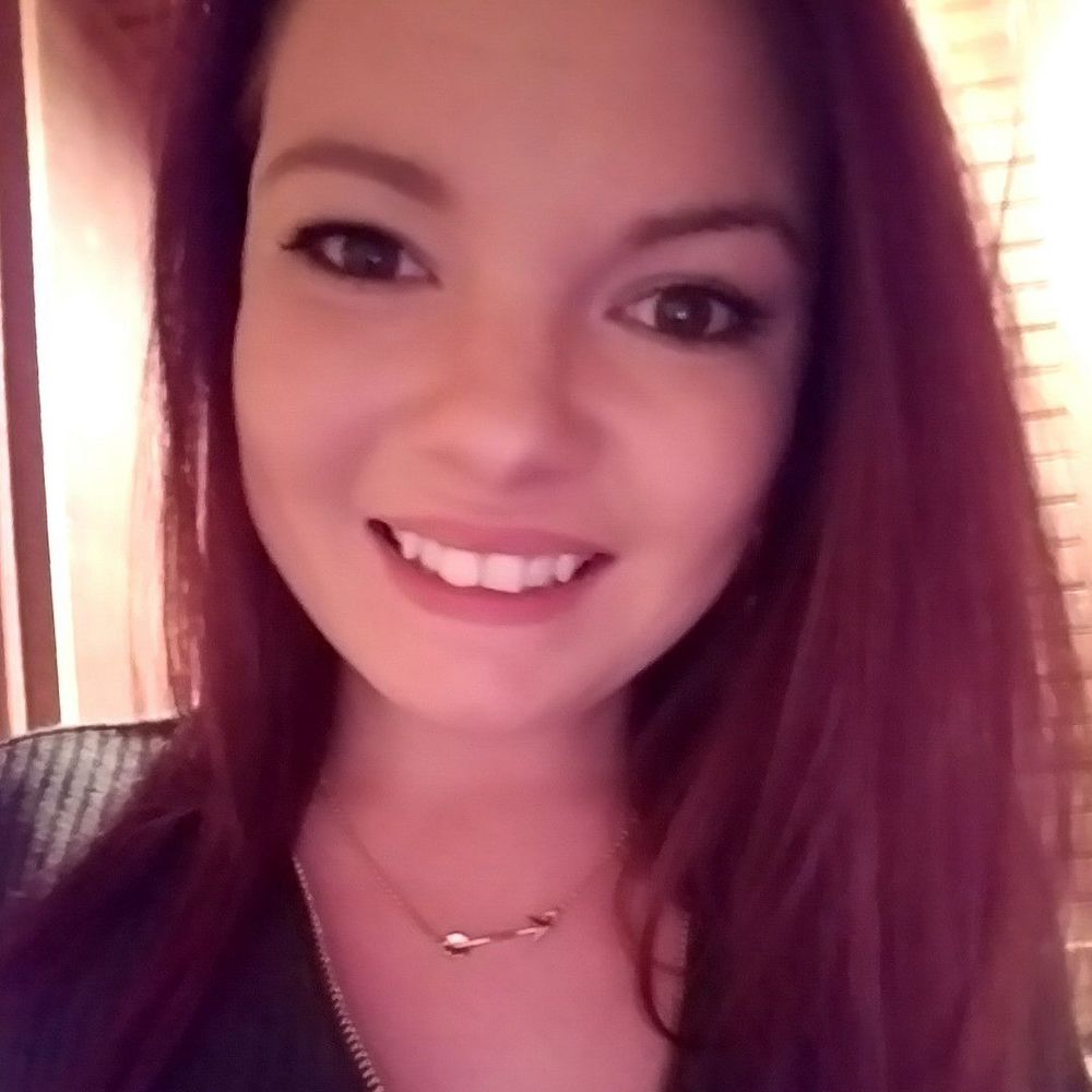 Meet your Posher, Courtney