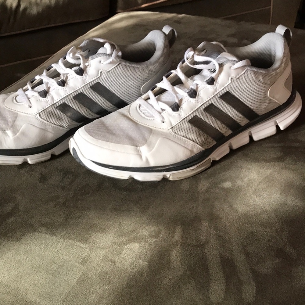 Men’s Adidas training sneakers