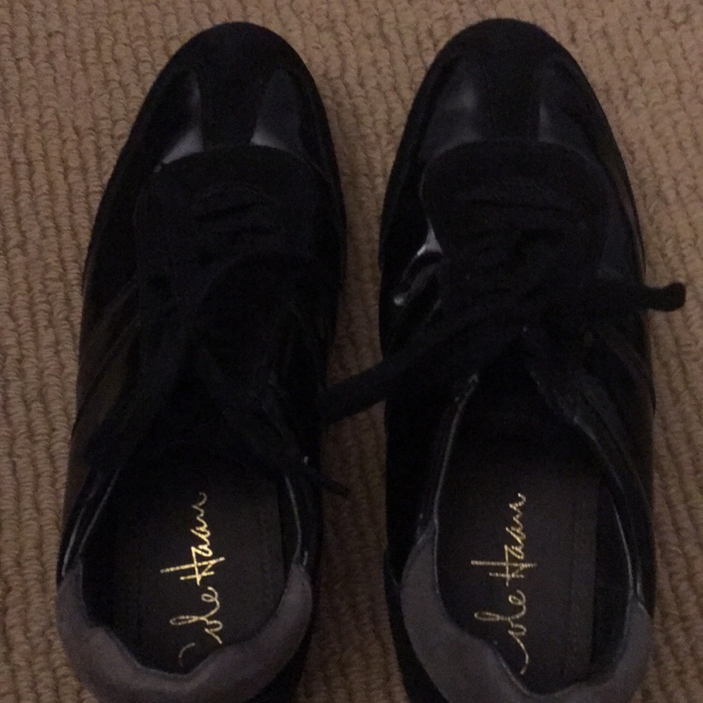Cole haan black sneakers