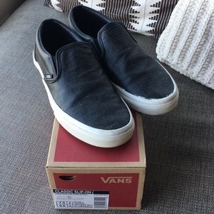 Vans Black Leather Textured Slip-ons - 9.0