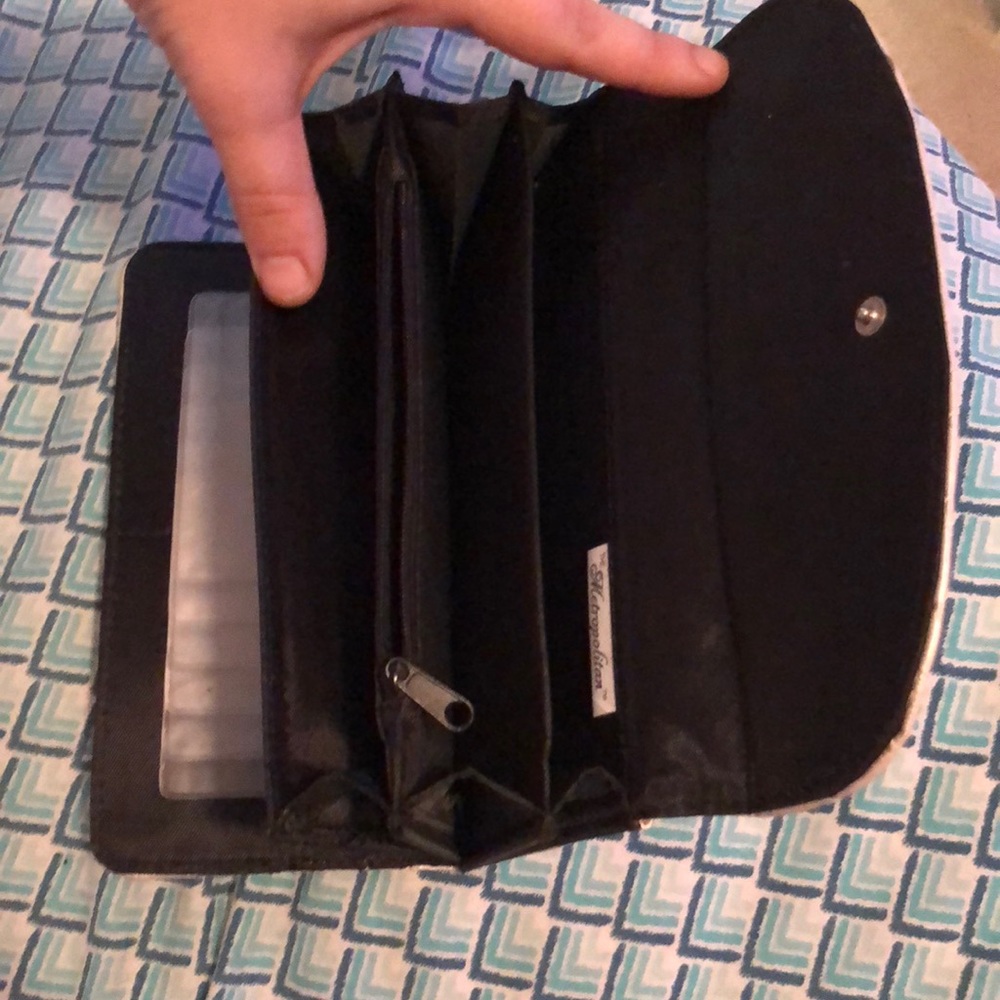 Wallet - Picture 3 of 3