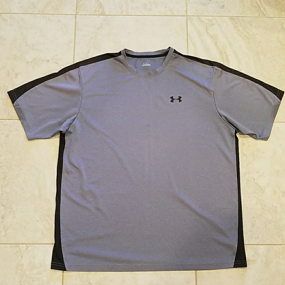 Men XL Under Armour T-shirt