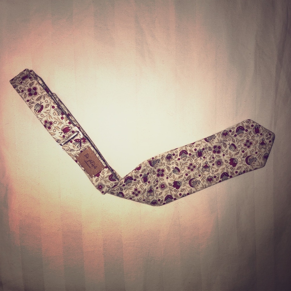 Floral Cotton Bow Tie by Tie Fetish