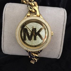 MICHAEL KORS LADIES WATCH.. NEW PRICE REDUCTION 💃