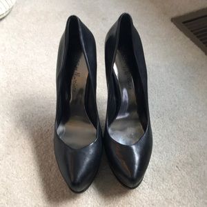 Guess by Marciano black leather platform heels