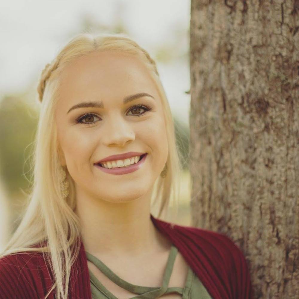 Meet your Posher, Grace