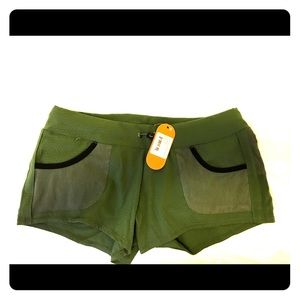 Oiselle pockito shorts