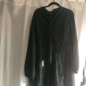 Eshakti classic dress! Below knee length