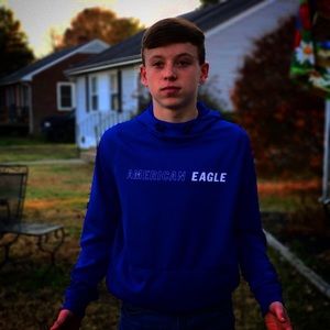 Meet your Posher, Luke