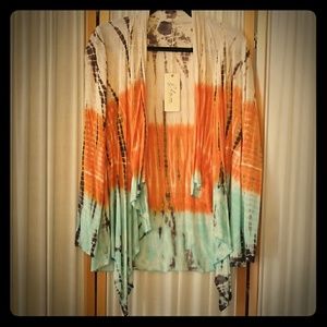 Gorgeous 3 tone water color cardigan by Elan