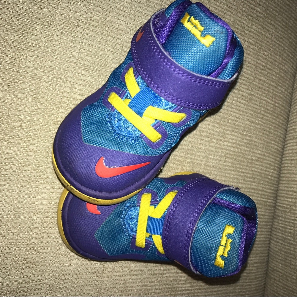 Baby Lebron James Nike shoes size 4C