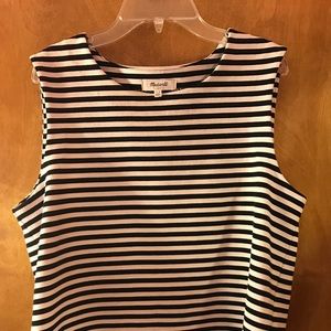Madewell L Black and White blouse!