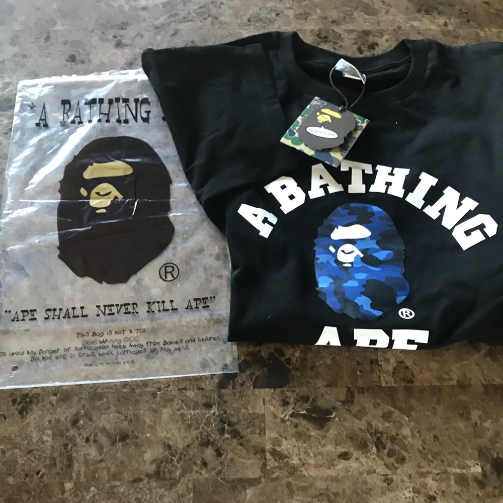 A Bathing Ape t-shirt size men’s medium