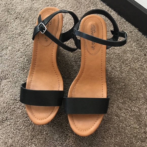 Black wedges - Picture 2 of 4