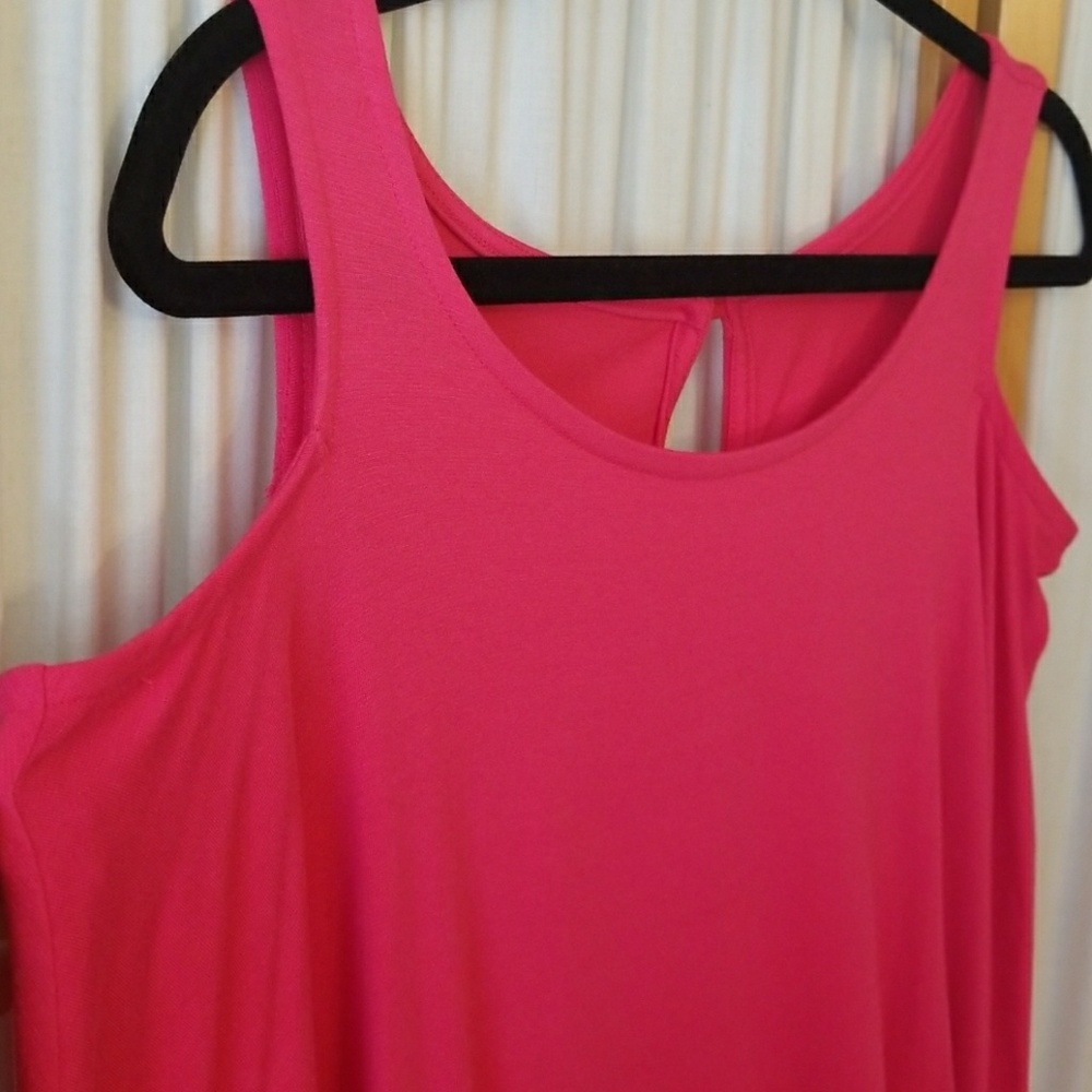 Cold shoulder hot pink Rompers ! - Picture 5 of 8