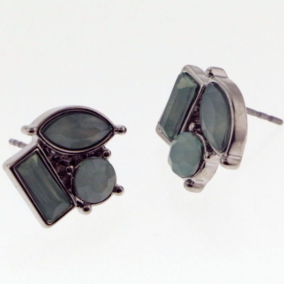 NWT silver with light blue stone earring LTDE15 - Picture 5 of 8