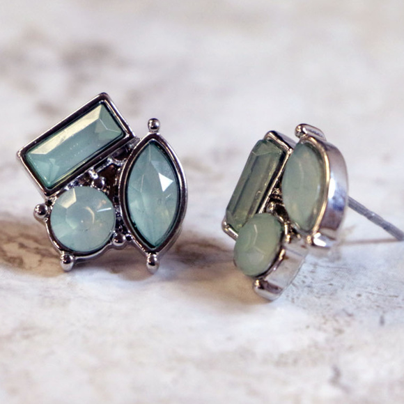 NWT silver with light blue stone earring LTDE15 - Picture 8 of 8