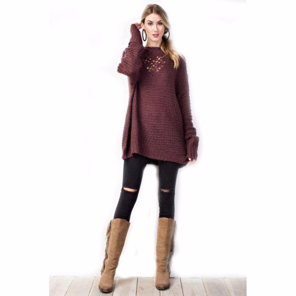 Oversized sweater with front crochet detail - Picture 2 of 3