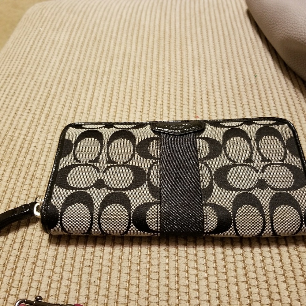 Coach wallet