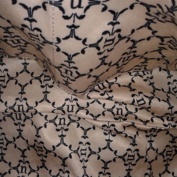 👜 Nanette Lepore Waverly Satchel 👜 - Picture 7 of 8