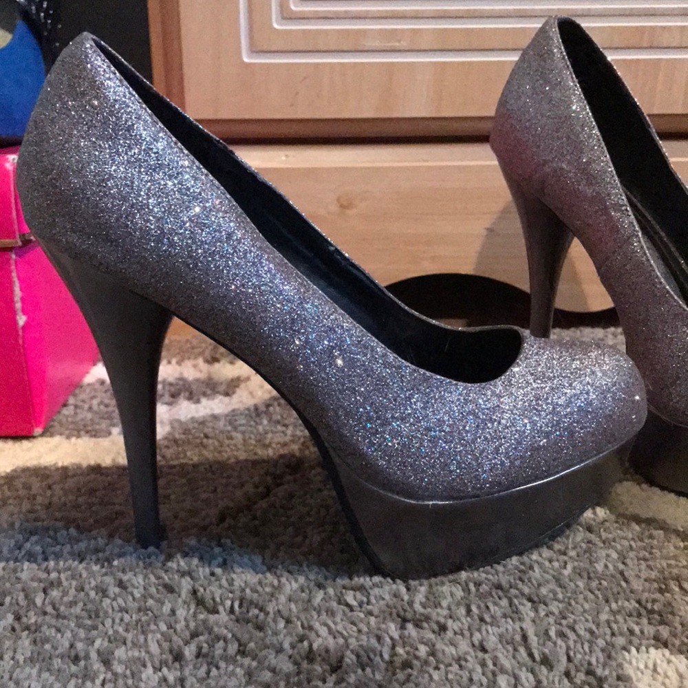 Silver sparkle heels