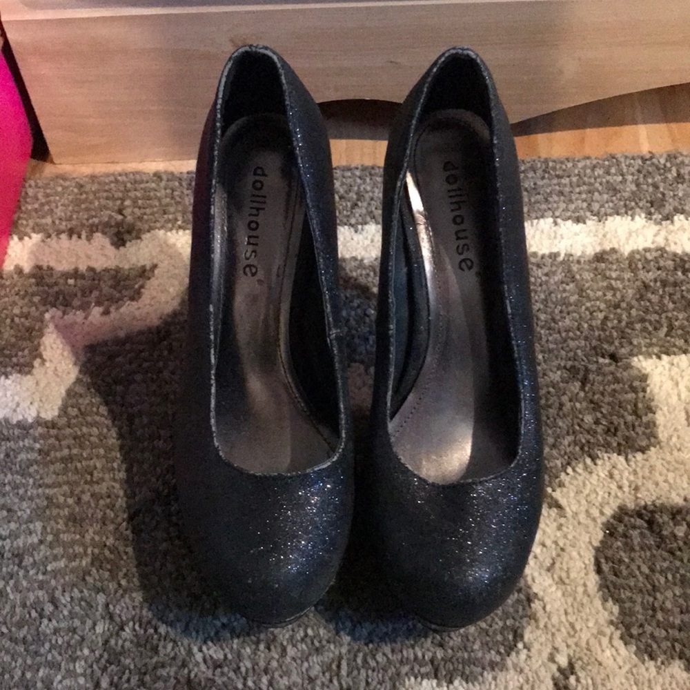 Black sparkle heels