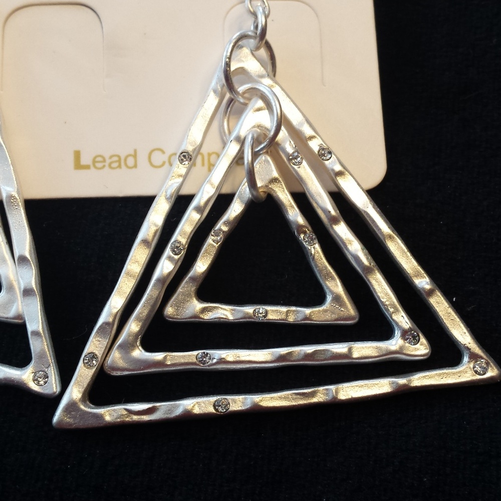 🐼Silver Tone Triangle Earrings with Rhinestones - Picture 2 of 3
