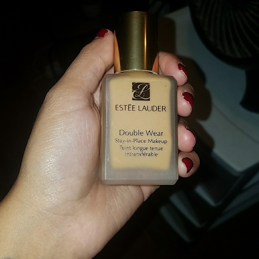 Estee Lauder Double Wear Foundation