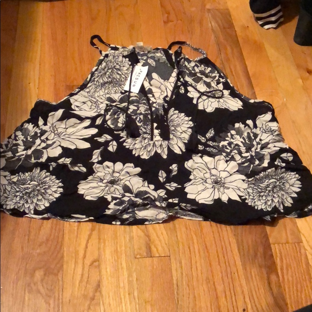 L.a. hearts flowy floral top
