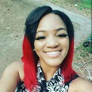 Meet your Posher, Tiara