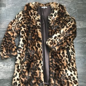Fake fur! Xs Leopard print jacket.