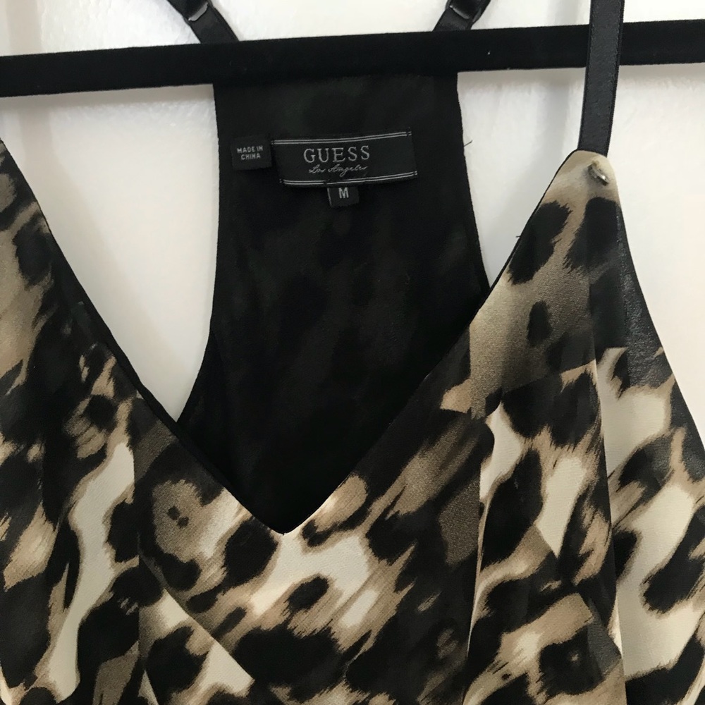 ✨Guess Top Size M