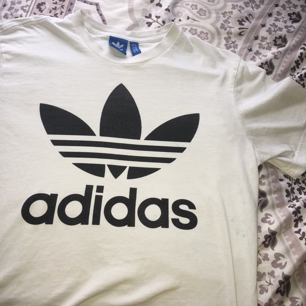 Adidas classic tee