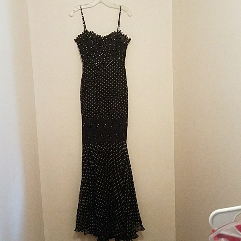 Mermaid style prom dress - Picture 2 of 7