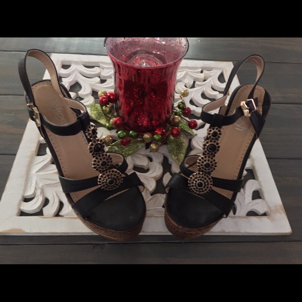 Wedges - Picture 6 of 6
