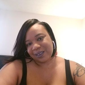 Meet your Posher, Cynthia