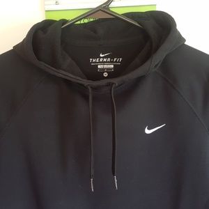 nike therma-fit hoodie