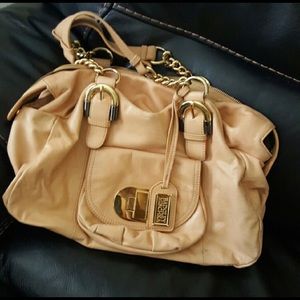 Bagdley Mischka nude bag with gold hardware