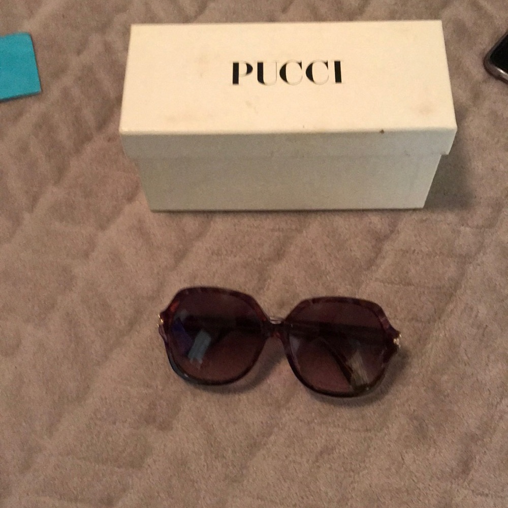 Emilio Pucci Sunnies