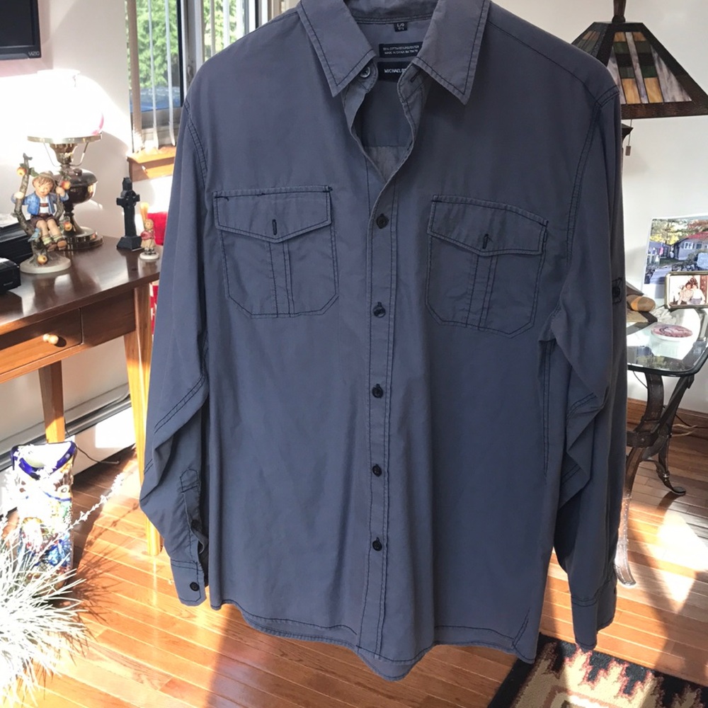 Men's grey button down shirt