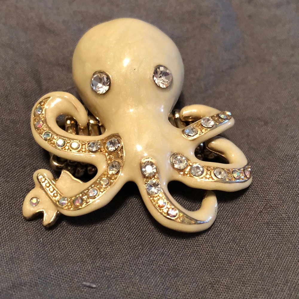 Octopus ring