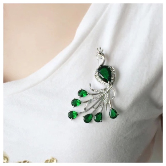 Zircon Wine Color Peacock Brooch - Picture 4 of 4